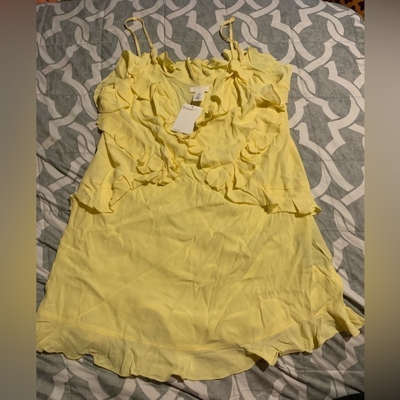 H&M NWT Yellow flouncy mini dress medium gorgeous spring dress - Picture 5 of 5